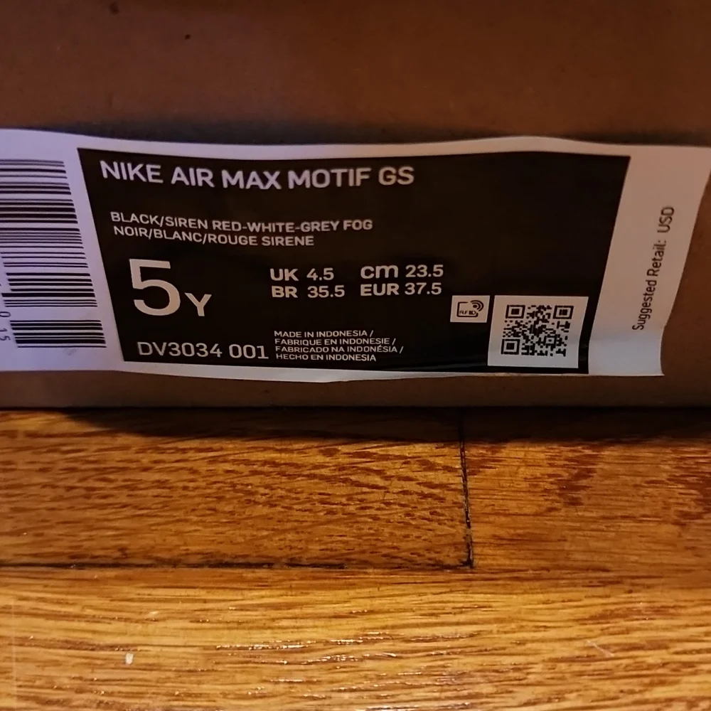 NWT Nike Air Max Motif GS - Picture 8 of 9